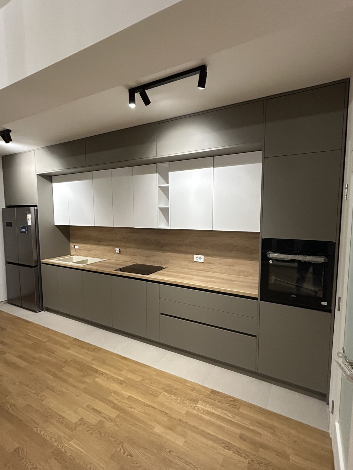 viber_image_2025-11-19_00-01-27-490